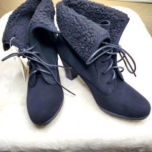 Black fur lined heeled boots -Sz 11